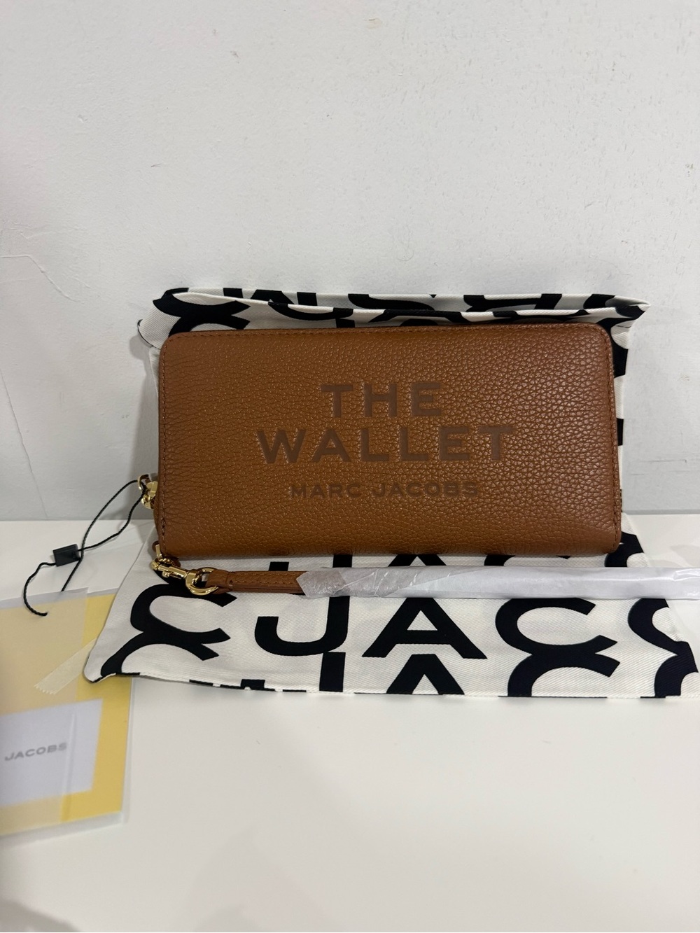 NWT Marc Jacobs The Leather Continental Wallet argan oil